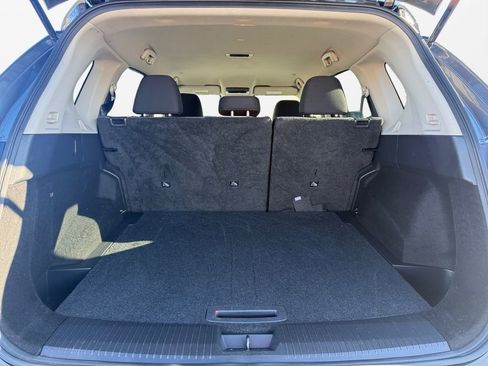 Certified 2023 Nissan Rogue SV image 18