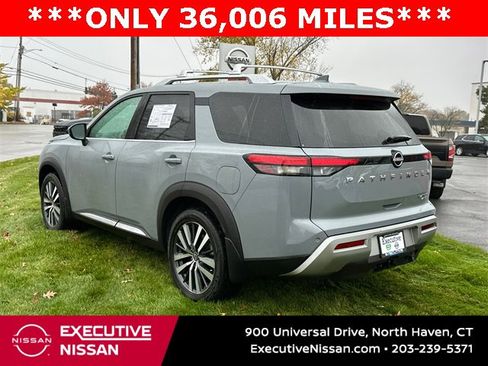 Certified 2022 Nissan Pathfinder Platinum w/ Cargo Package image 4