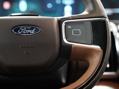 Used 2025 Ford Expedition King Ranch AWD/4WD image 21