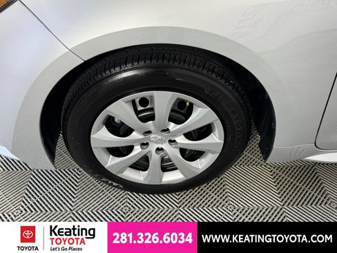 Used 2026 Toyota Corolla LE FWD image 29