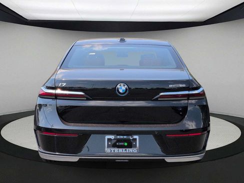 Used 2026 BMW i7 xDrive60 RWD image 7