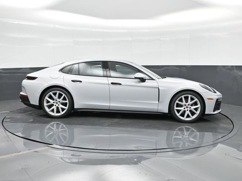 New 2025 Porsche Panamera image 10