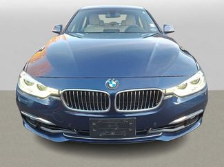 Used 2017 BMW 330i xDrive Sedan video 2