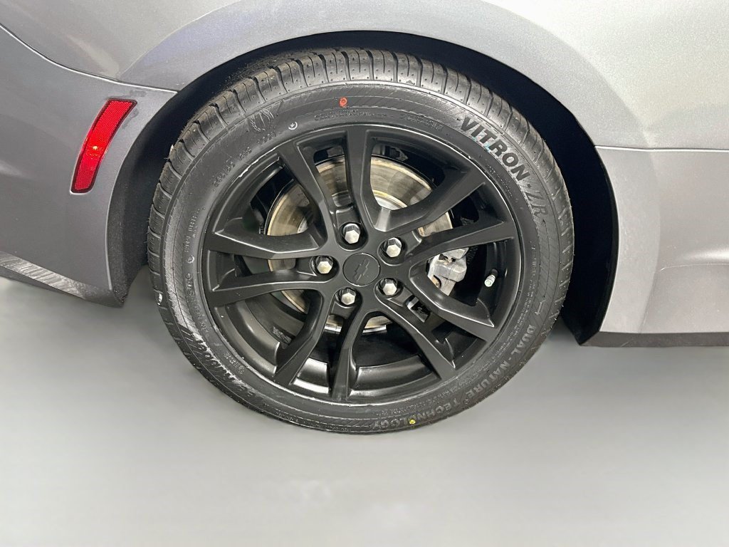 Used 2022 Chevrolet Camaro LS RWD image 30