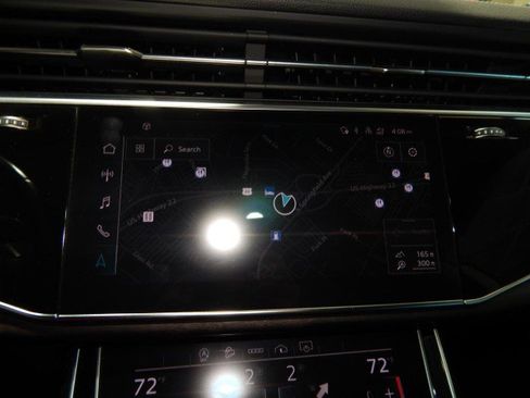 Used 2023 Audi Q8 Premium Plus image 30