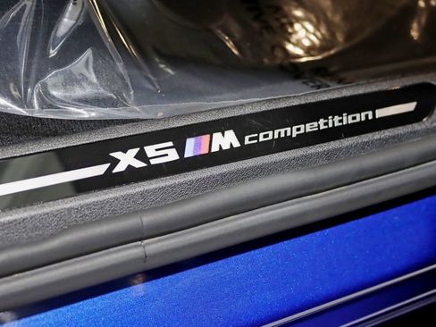 Used 2023 BMW X5 M AWD/4WD image 14