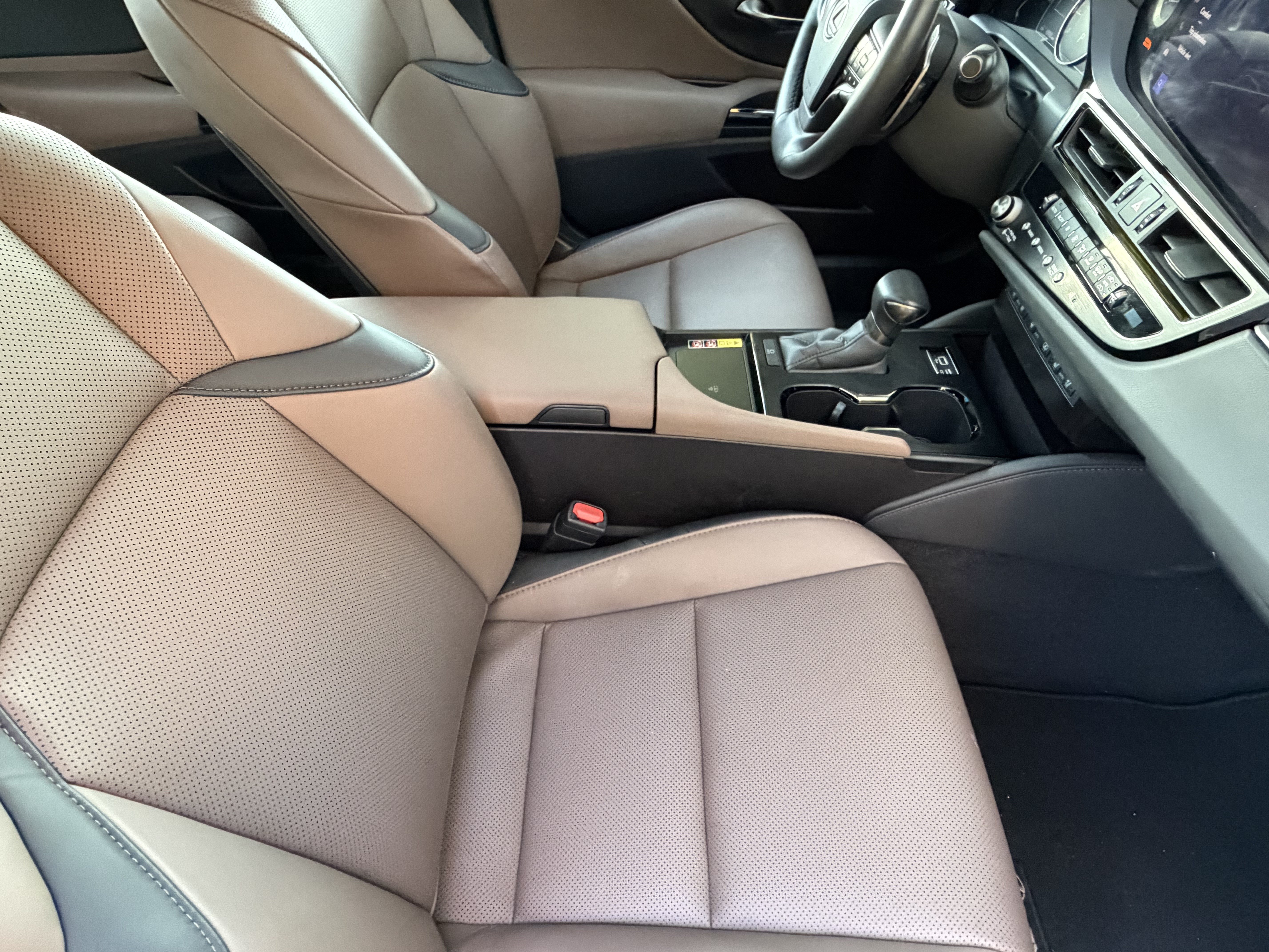 Used 2025 Lexus ES 350 w/ Premium Package FWD image 40
