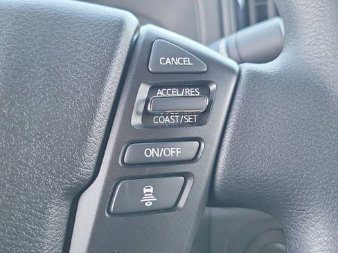 New 2026 Nissan Frontier SV w/ Tow Package image 6