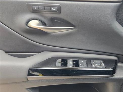 Used 2023 Lexus ES 350 w/ Premium Package image 22