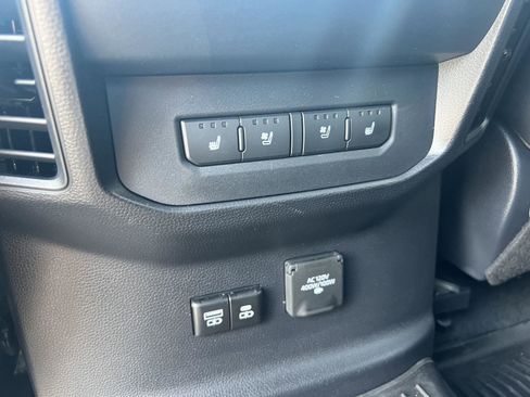 Used 2025 Toyota Tundra Platinum image 12