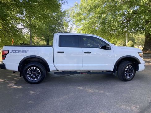 Used 2024 Nissan Titan PRO-4X w/ Pro-4x Convenience Package AWD/4WD image 2