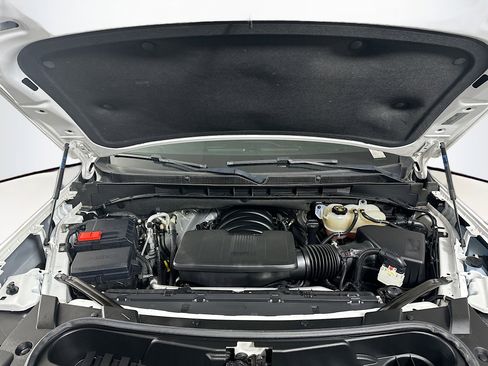 Used 2024 GMC Yukon XL SLT image 36