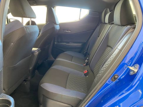 Used 2020 Toyota C-HR XLE image 14