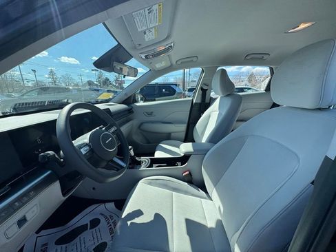 Used 2024 Hyundai Kona SE image 22
