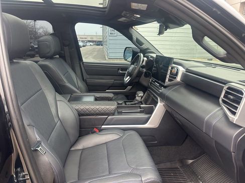 Used 2024 Toyota Tundra Platinum image 9