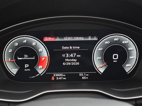 Used 2021 Audi Q5 Prestige w/ Prestige Package AWD/4WD image 10