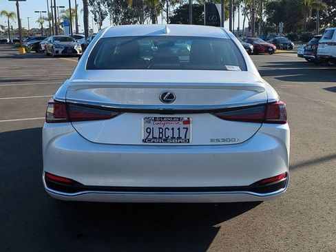 Used 2024 Lexus ES 300h 300h image 7
