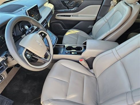 Used 2022 Lincoln Corsair FWD image 13