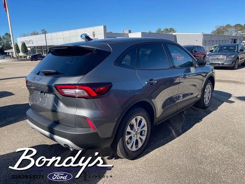 New 2026 Ford Escape Active image 12