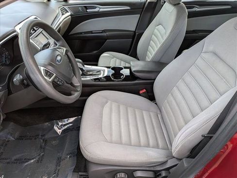 Used 2015 Ford Fusion S image 16