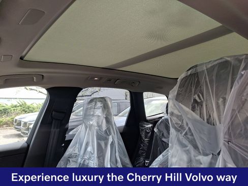 New 2026 Volvo XC60 T8 Ultra w/ Protection Package Premier AWD/4WD image 11