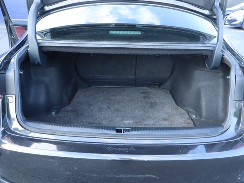 Used 2018 Lexus IS 300 w/ Accessory Package 2 image 30