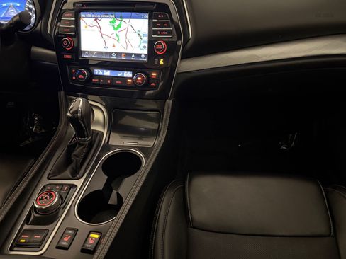 Used 2017 Nissan Maxima 3.5 SL FWD image 17