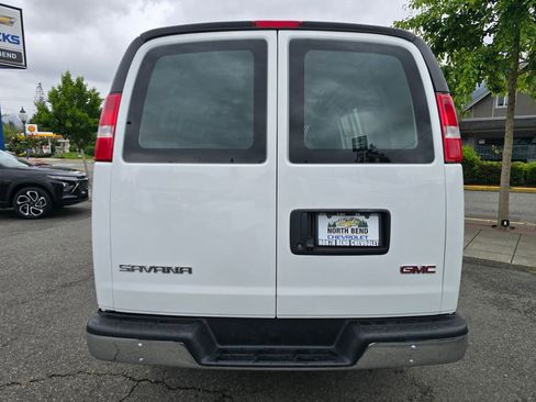 Used 2024 GMC Savana 2500 w/ Driver Convenience Package RWD image 6