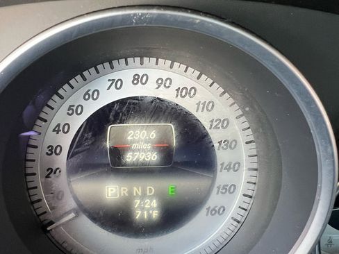 Used 2014 Mercedes-Benz C 250 Sport image 18