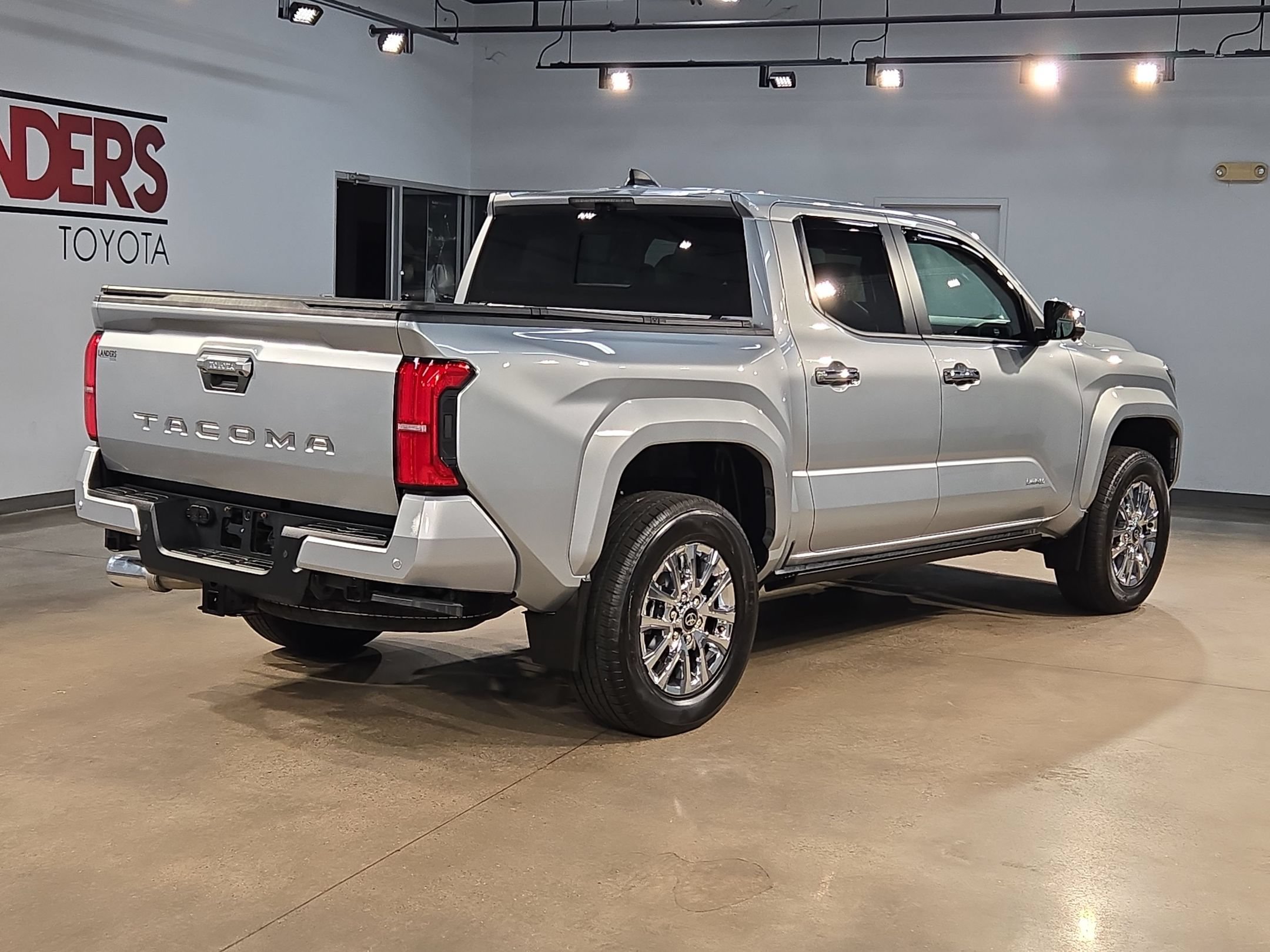 Certified 2024 Toyota Tacoma Limited w/ Limited Package (LT) AWD/4WD image 7