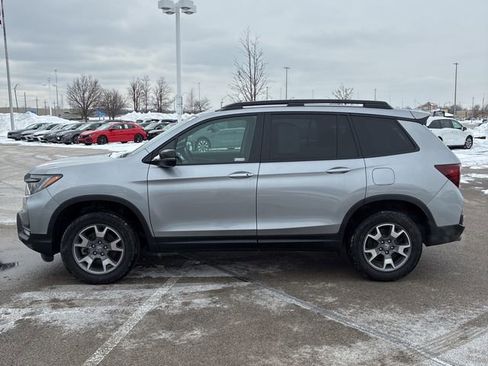 Used 2022 Honda Passport TrailSport image 16