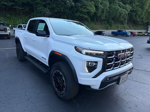 New 2026 GMC Canyon AT4 w/ Technology Plus Package AWD/4WD image 6