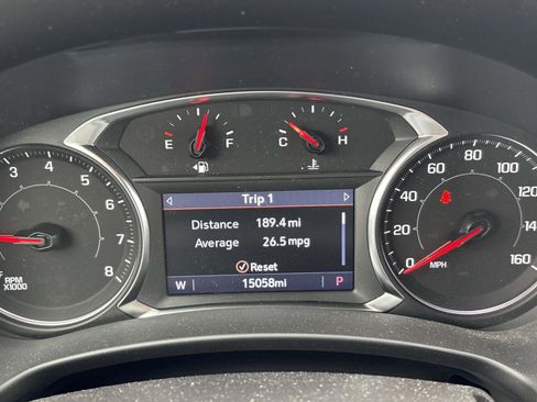 Used 2024 GMC Terrain AT4 w/ Infotainment Package II image 22