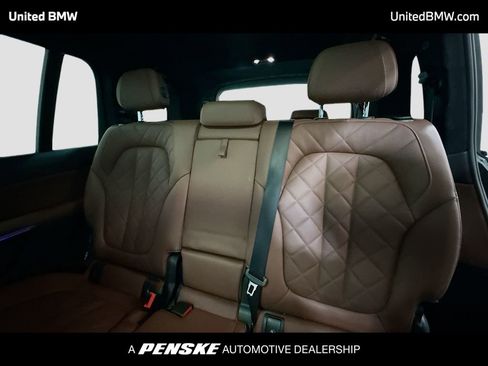 Used 2024 BMW X7 xDrive40i w/ Executive Package image 13