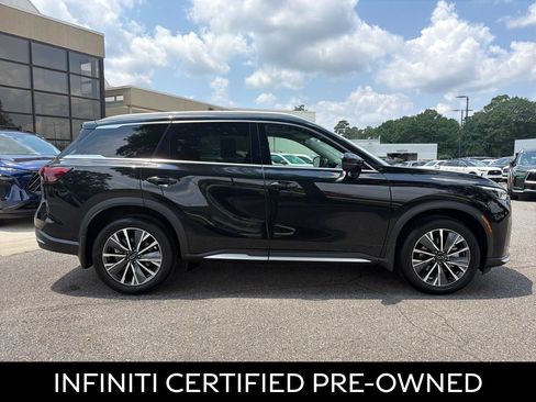 Certified 2026 INFINITI QX60 Luxe w/ Cargo Package FWD image 13