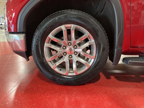 Used 2022 GMC Sierra 1500 SLT w/ SLT Premium Plus Package image 9