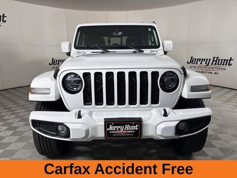 Used 2021 Jeep Gladiator Overland image 4