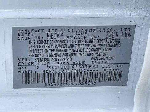Used 2022 Nissan Sentra SR w/ SR Premium Package FWD image 30