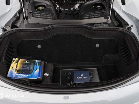 Used 2023 Maserati MC20 Coupe image 31