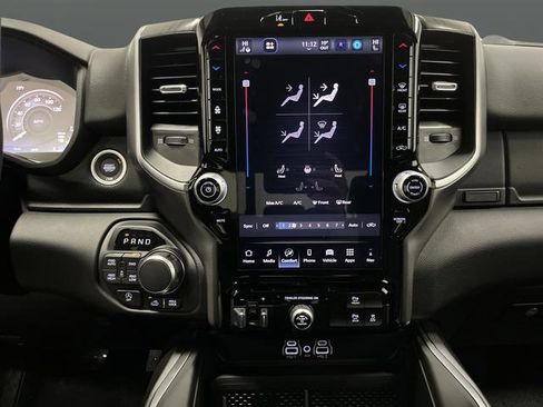 New 2026 RAM 1500 4x4 Crew Cab image 19