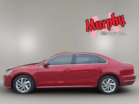 Used 2018 Volkswagen Passat 2.0T SE FWD image 5