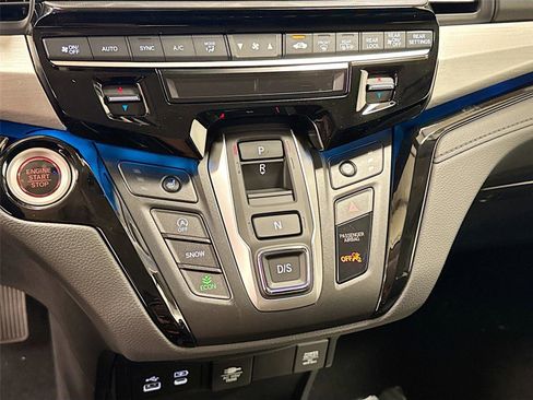New 2026 Honda Odyssey Touring image 16