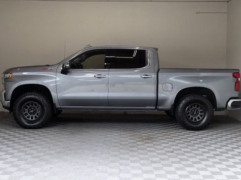 Used 2019 Chevrolet Silverado 1500 LTZ w/ LTZ Plus Package AWD/4WD image 7