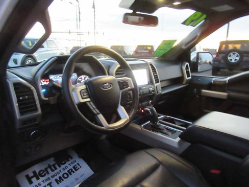 Used 2019 Ford F150 Lariat w/ Equipment Group 502A Luxury image 26