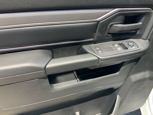 New 2025 RAM 5500 Tradesman AWD/4WD image 15