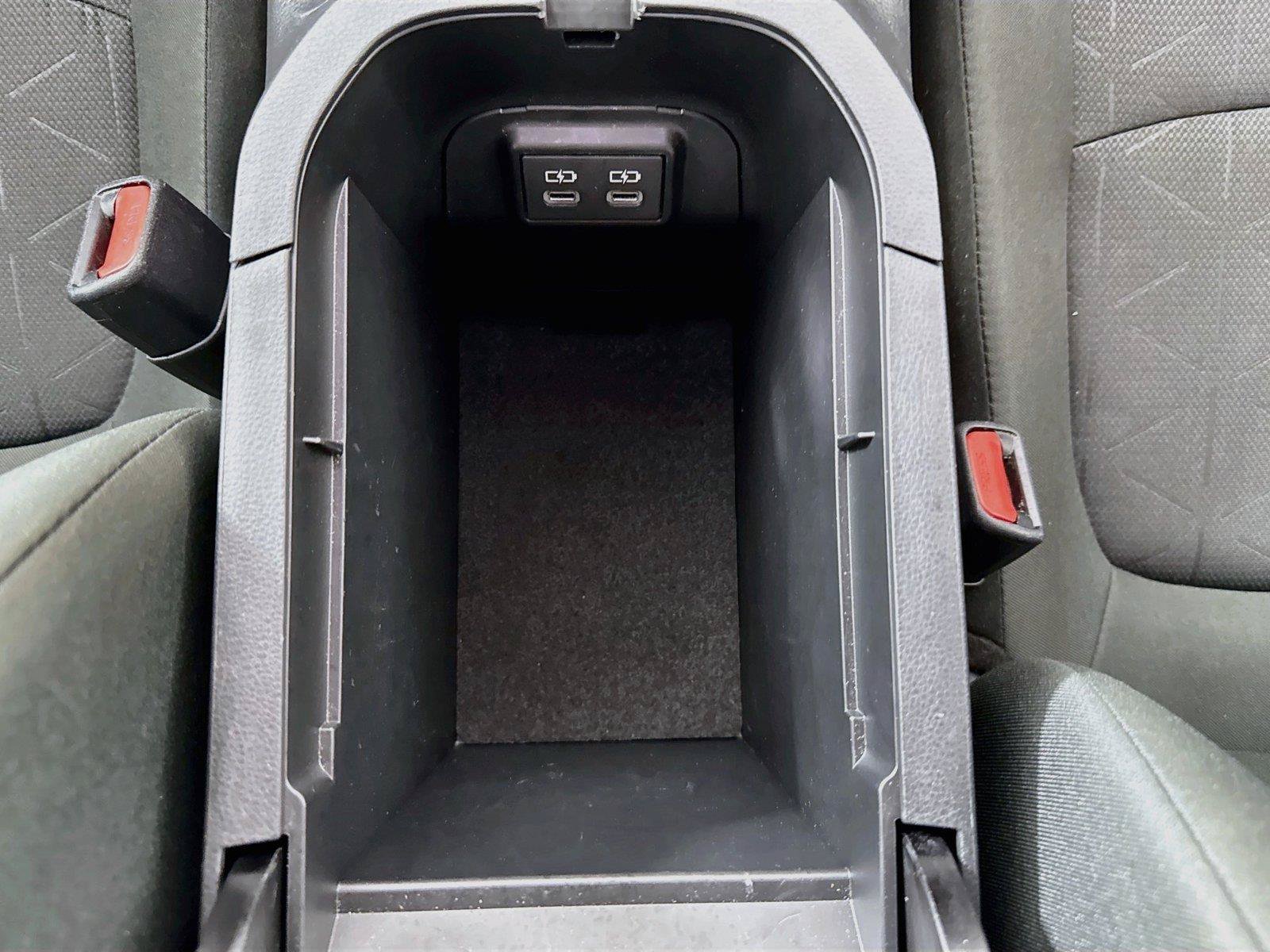 Certified 2025 Toyota RAV4 XLE AWD/4WD image 31