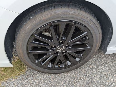 Used 2024 Toyota Camry SE image 33