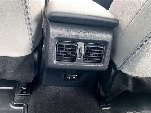 Certified 2025 Toyota Camry SE w/ Convenience Package FWD image 10