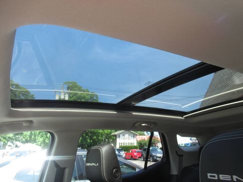 Used 2022 GMC Terrain Denali w/ LPO, Floor Liner Package AWD/4WD image 17