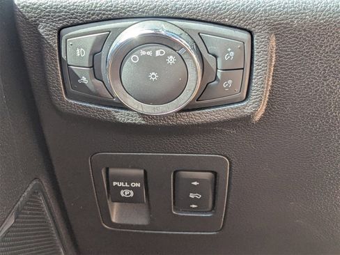 Used 2018 Ford F150 Lariat w/ Equipment Group 501A Mid image 29